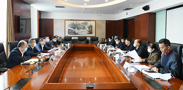 2020年11月18日，元方赴成都拜會(huì)西南民航局領(lǐng)導(dǎo) 張莉 攝.jpg